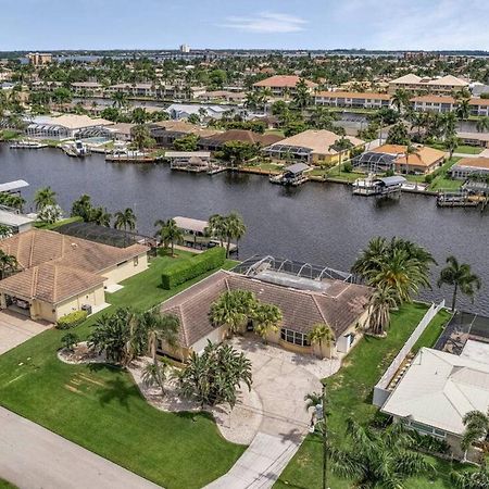 Villa Catalina Isles - Holidays In Paradise Cape Coral Buitenkant foto