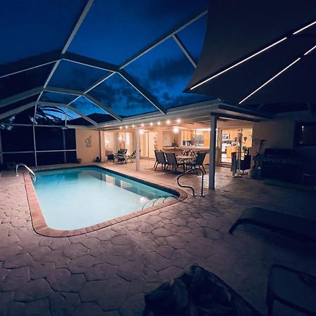Villa Catalina Isles - Holidays In Paradise Cape Coral Buitenkant foto