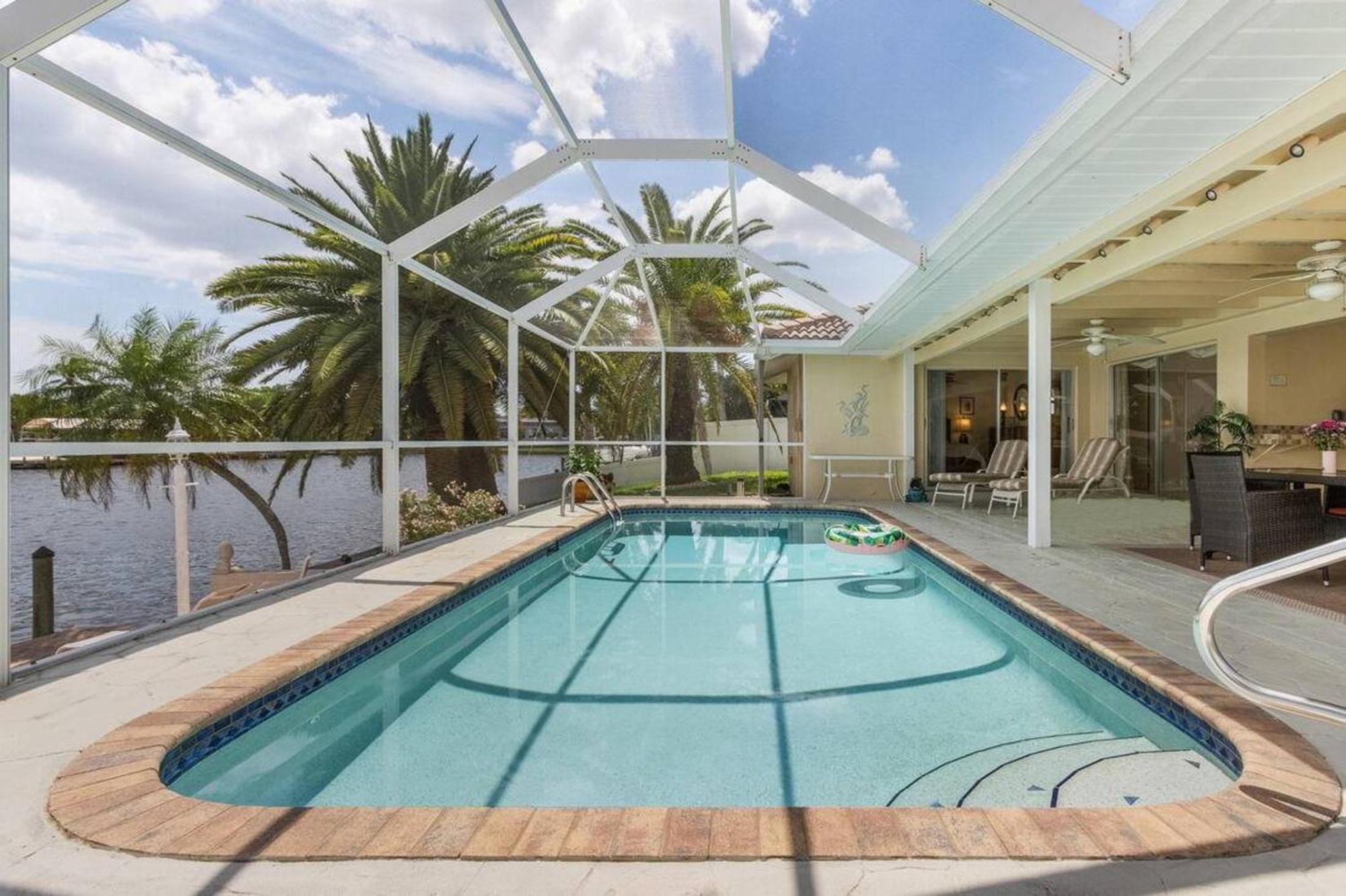 Villa Catalina Isles - Holidays In Paradise Cape Coral Buitenkant foto