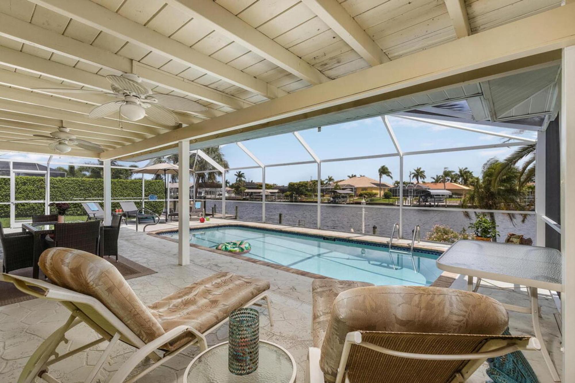Villa Catalina Isles - Holidays In Paradise Cape Coral Buitenkant foto