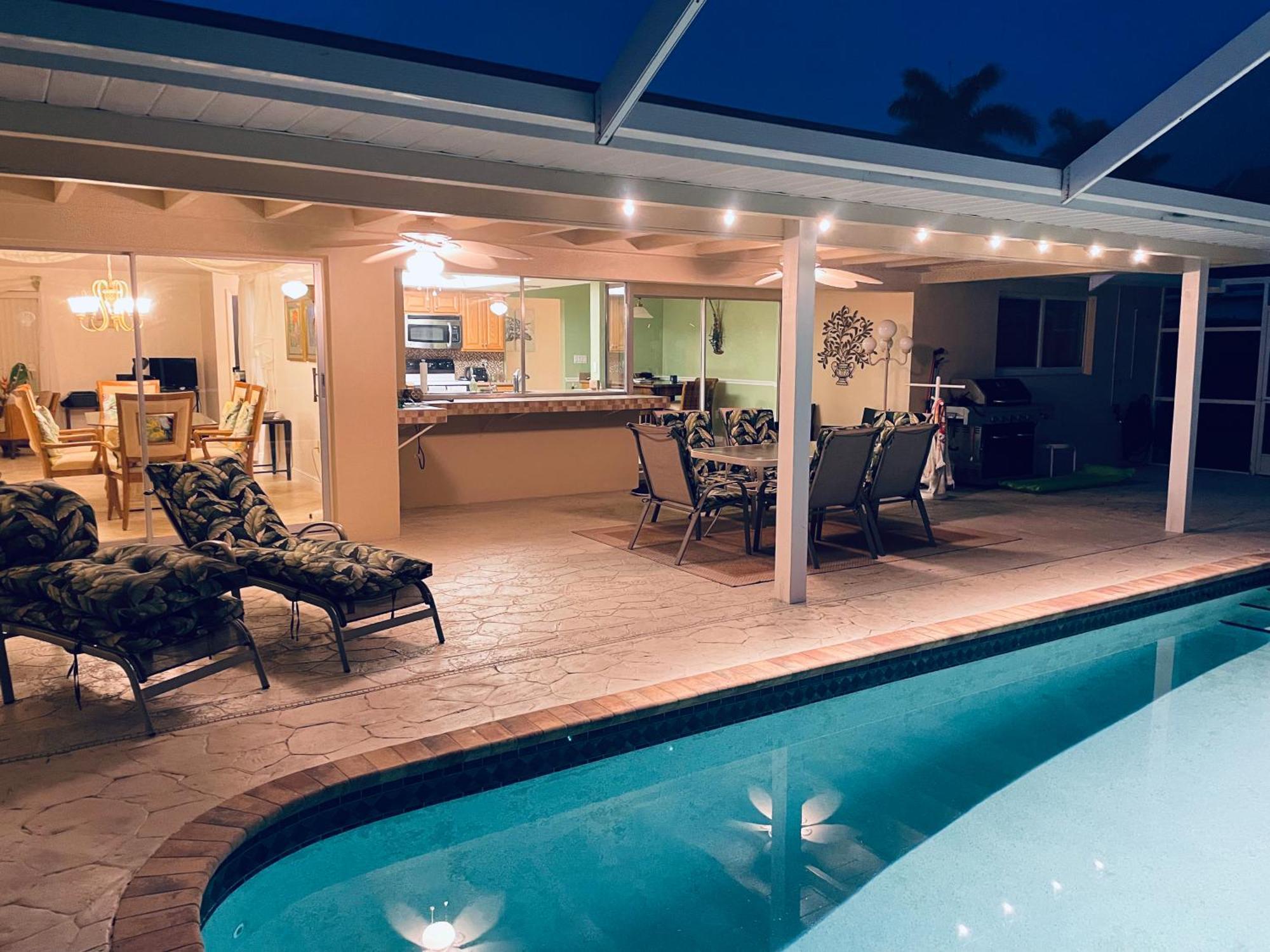 Villa Catalina Isles - Holidays In Paradise Cape Coral Buitenkant foto