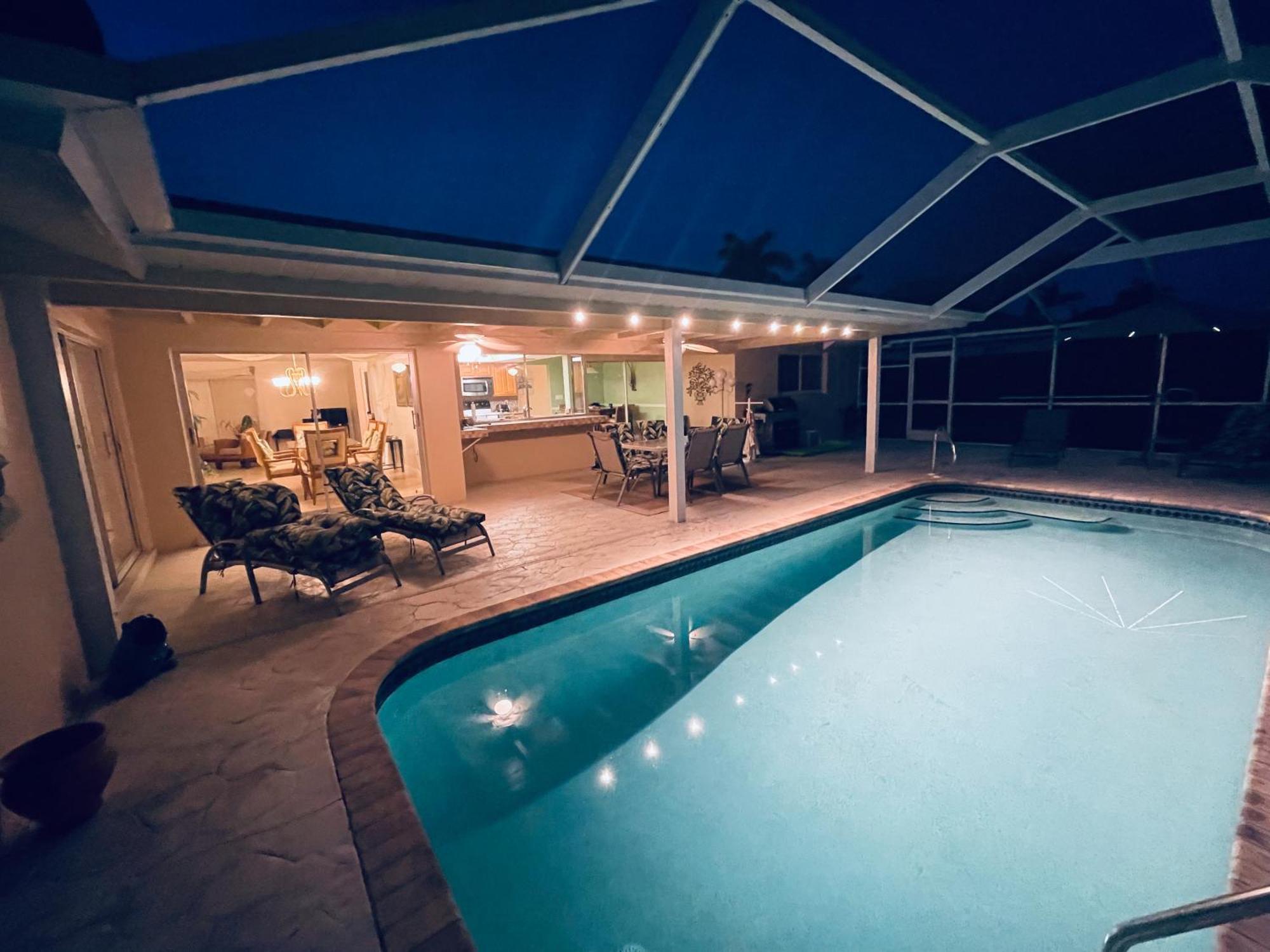 Villa Catalina Isles - Holidays In Paradise Cape Coral Buitenkant foto